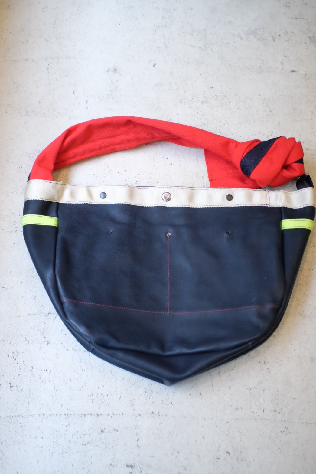 JUMBO SHOULDER 中