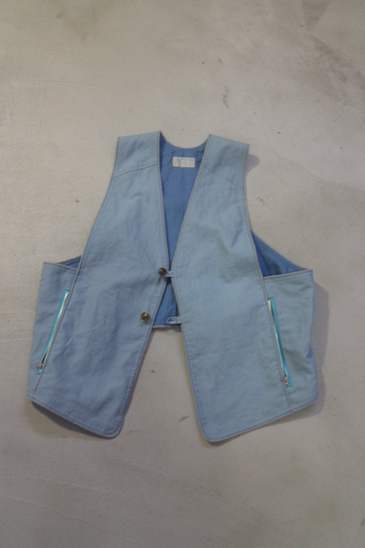 PIPING VEST